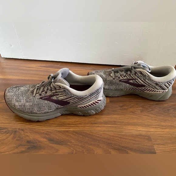 Brooks Shoes - Brooks Adrenaline ‘19